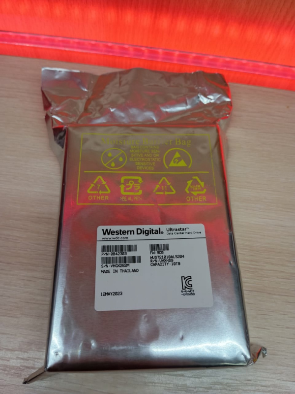 Жесткий диск  Western Digital WUS721010ALE6L4