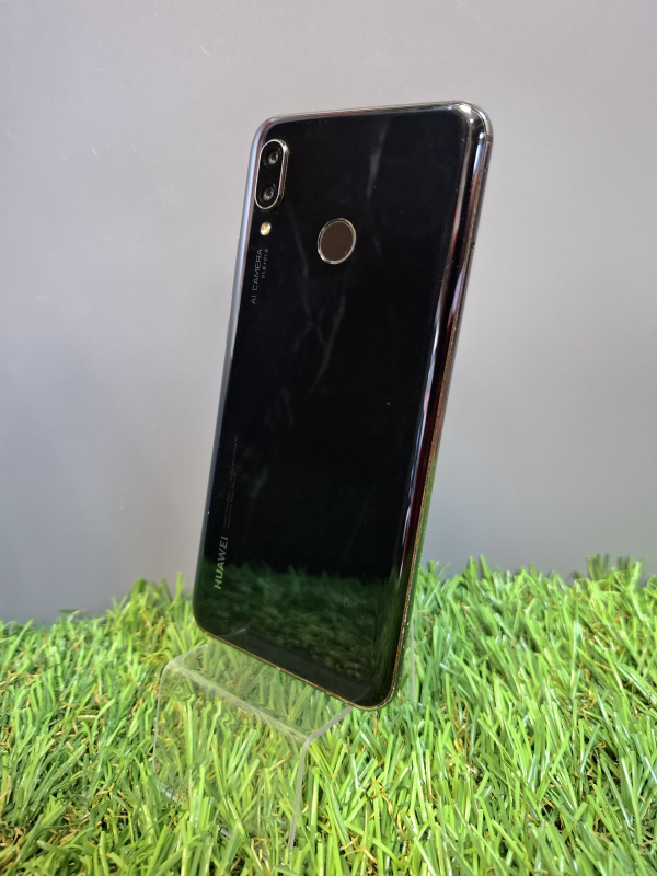 Мобильный телефон Huawei Nova 3