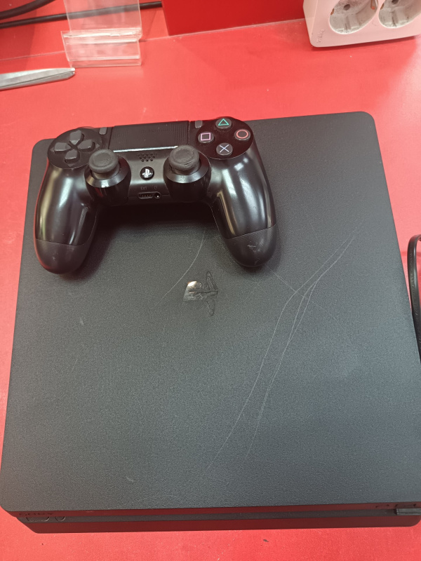 Игровая приставка PlayStation 4 Slim 500gb