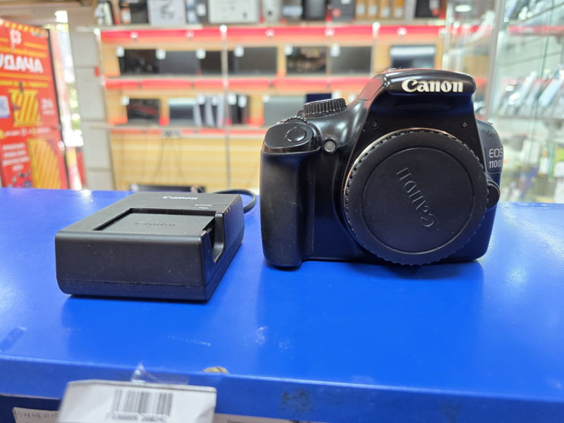 Фотоаппарат Canon 1100D