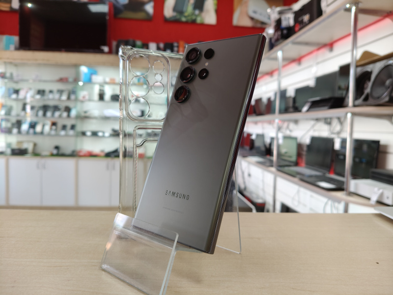 Мобильный телефон Samsung Galaxy S23 Ultra