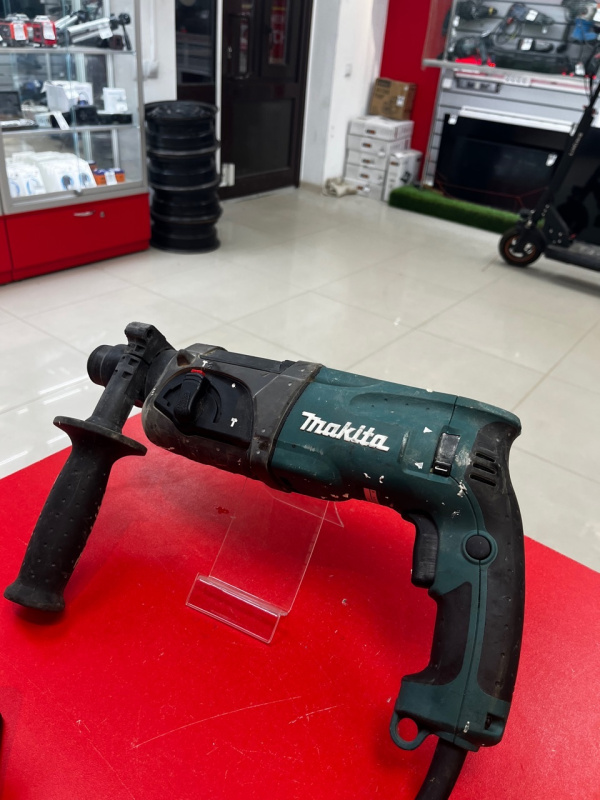 Перфоратор Makita 2470