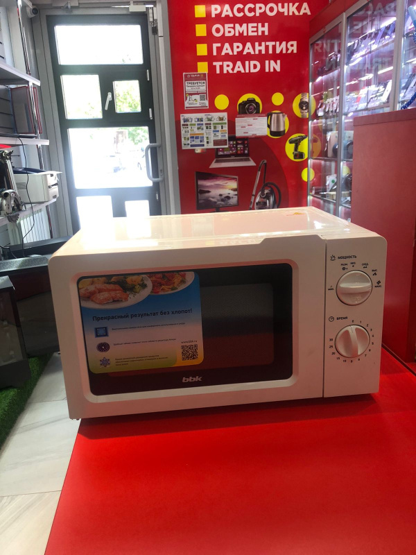 Микроволновая печь BBK 17MWS-781M
