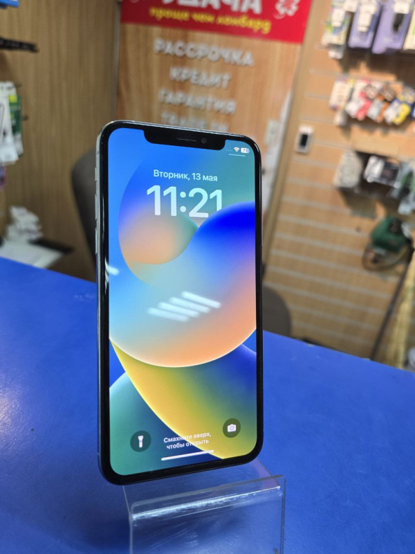 Мобильный телефон Apple iPhone X